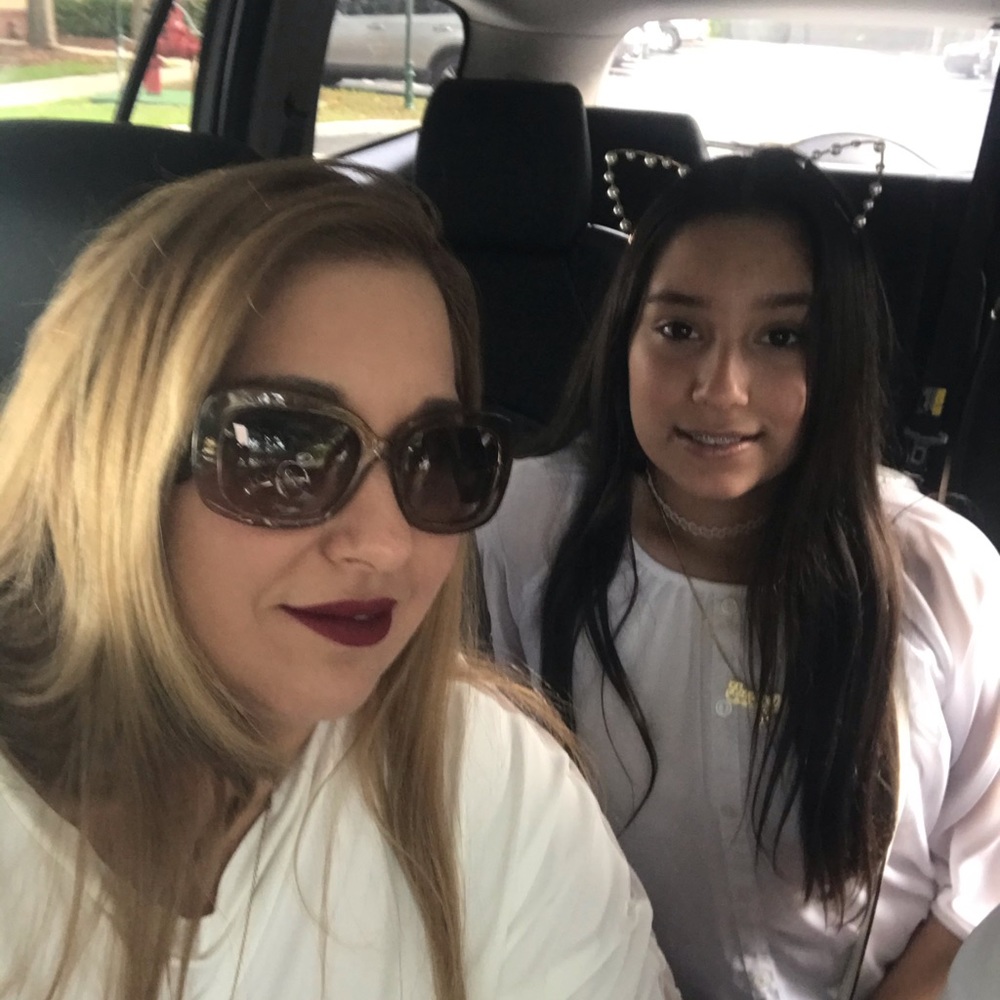 Meet your Posher, Yenisleydi